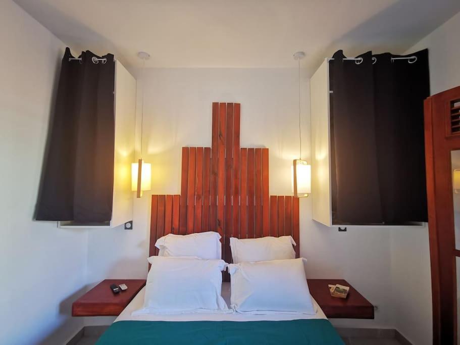Studio Koton - 3 Etoiles - Deshaies Centre ภายนอก รูปภาพ